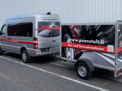 Anhänger mittel - PS Busreisen Liechtenstein - Philipp Schädler Anstalt
